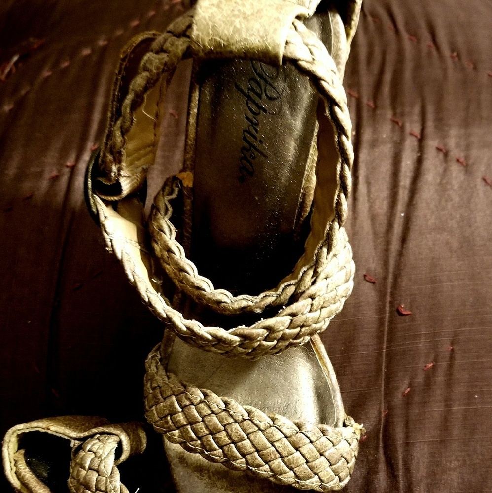 Tan Wedge - Picture 2 of 2